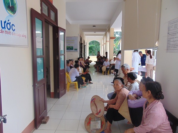 kham va tu van cac benh ve mat