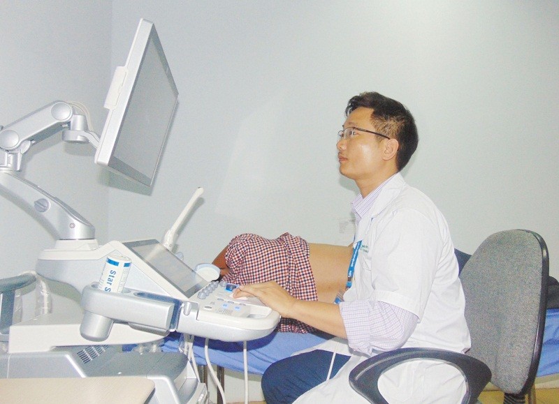 Chuyên khoa Tim mạch – Bệnh viện Hữu Nghị Lạc Việt khám và điều trị các bệnh lý về Tim mạch 2 bacsi_sieuamtimmach
