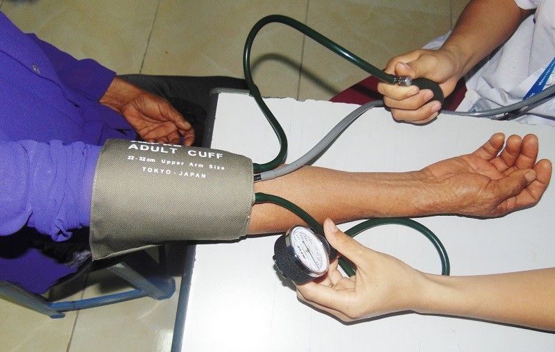 Chương trình khám, tư vấn miễn phí và phẫu thuật thay thủy tinh thể Phaco huyện Vĩnh Tường 7 DSC02703