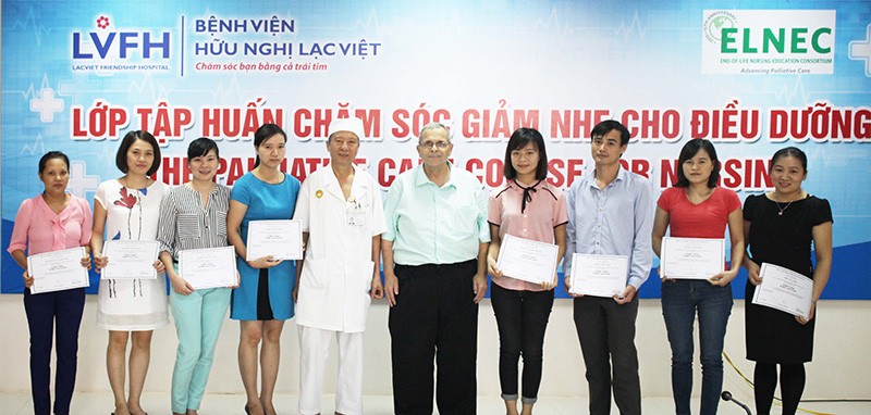 Lớp tập huấn chăm sóc giảm nhẹ cho điều dưỡng năm 2016 9 IMG_6822