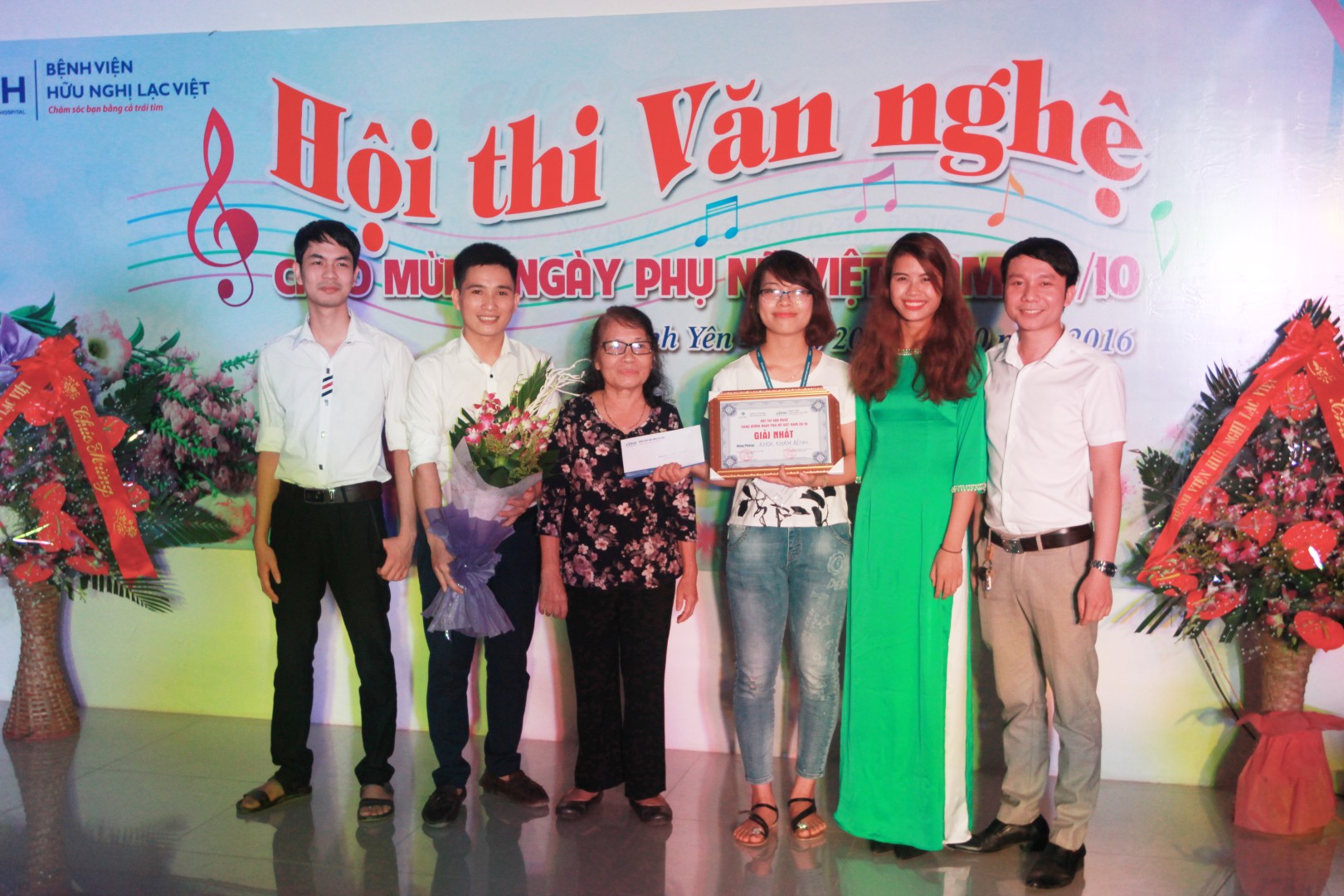 Hội thi văn nghệ chào mừng ngày 20 - 10 4 img_0478
