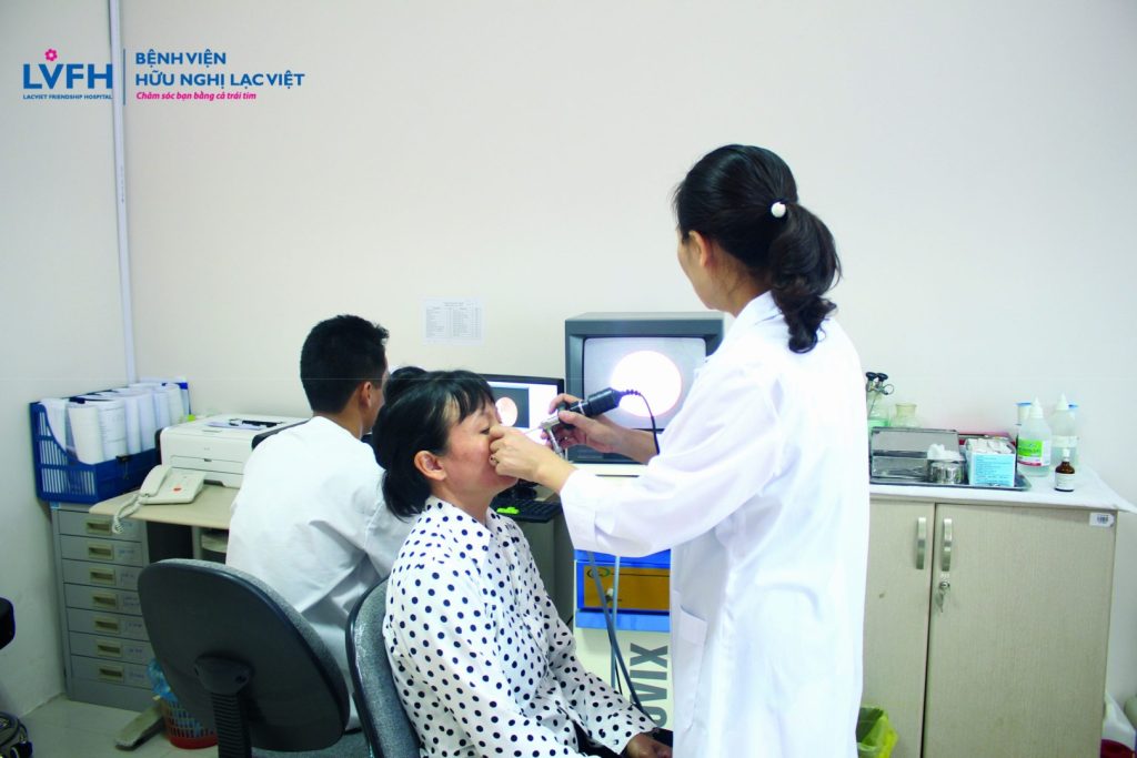 Điều trị viêm xoang cấp bằng cách nào?