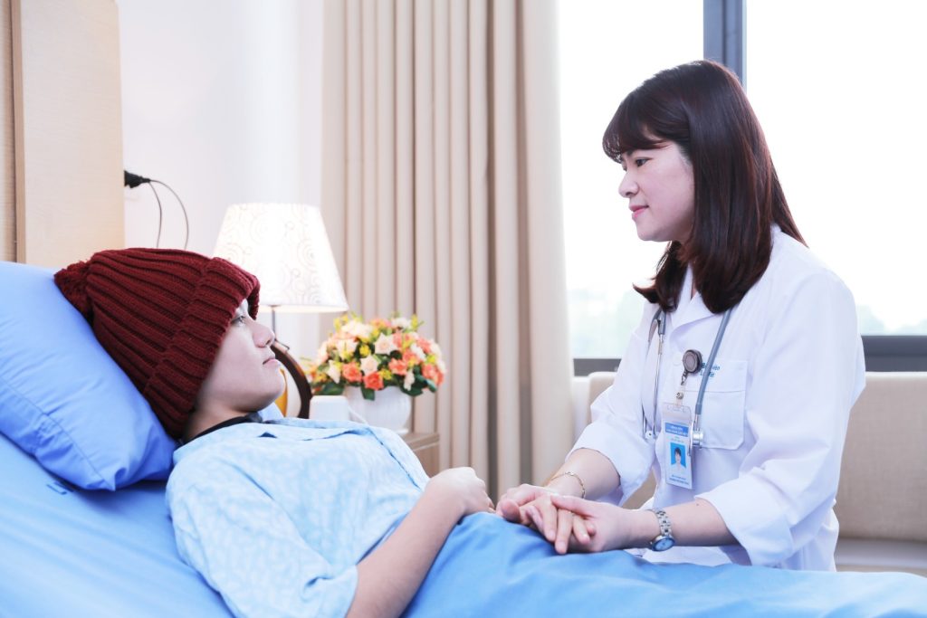 Điều trị ung thư tại Bệnh viện Lạc Việt