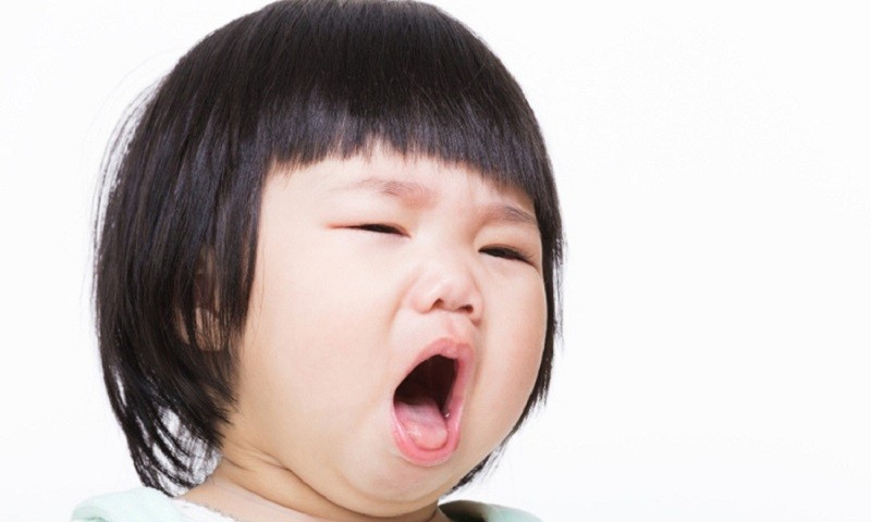 Trị viêm họng cho bé hiệu quả, cha mẹ cần lưu ý những gì?
