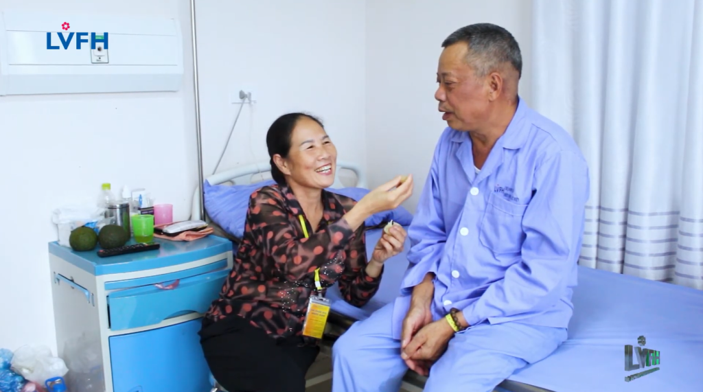 Tâm sự của bệnh nhân u não đang được xạ trị miễn phí tại bệnh viện hữu nghị Lạc Việt