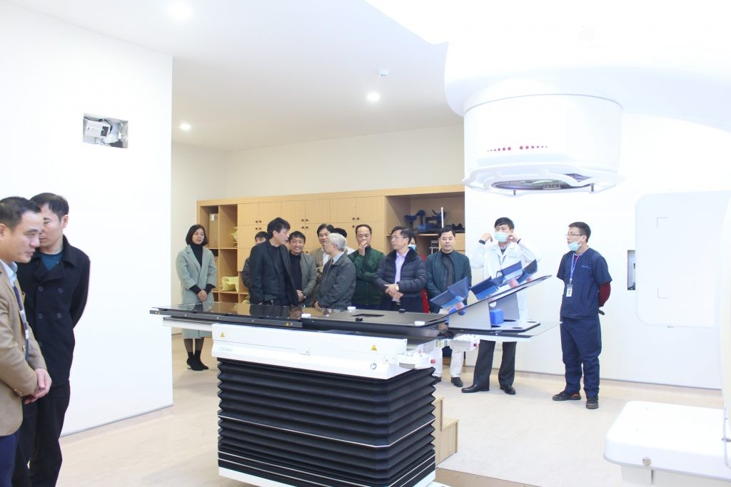 Bệnh viện Hữu nghị Lạc Việt – Các Trung tâm y tế thuộc địa bàn tỉnh Vĩnh Phúc trao đổi kinh nghiệm về điều trị ung thư đạt hiệu quả cao. 4 B08bdcdb969d65c33c8c7