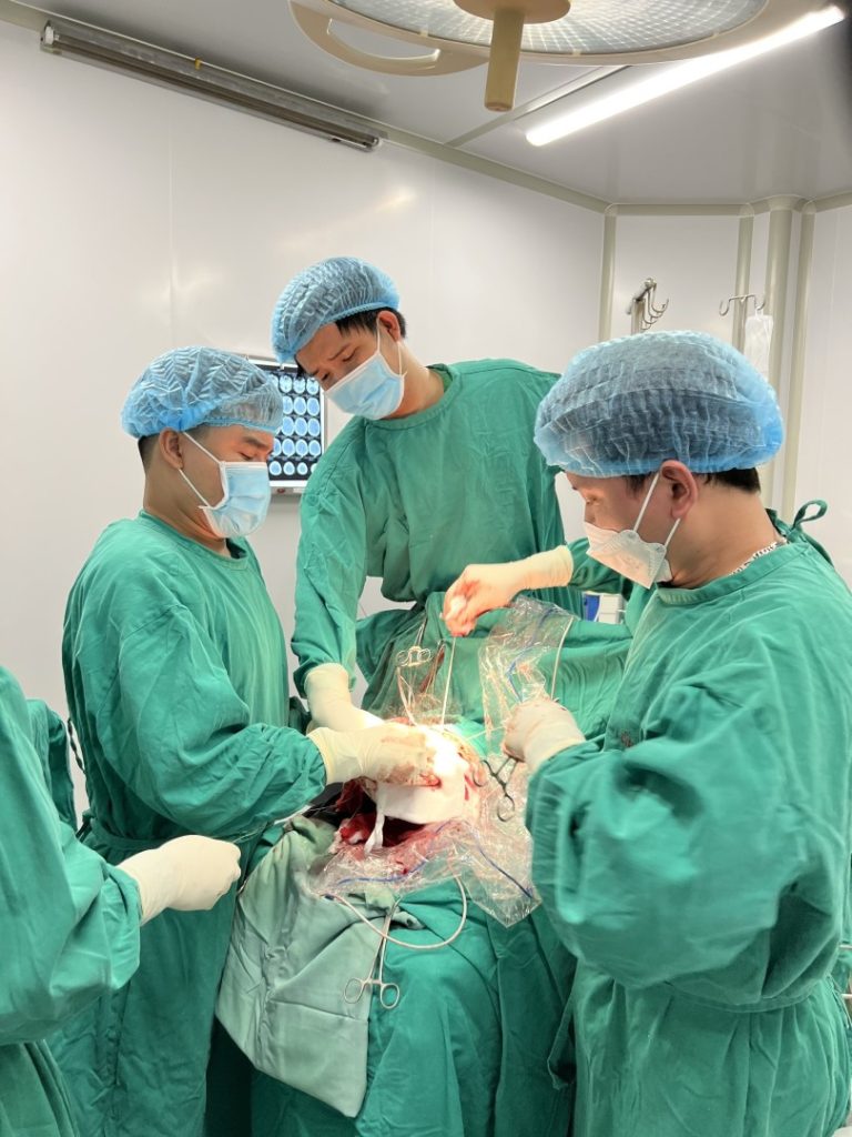 Cứu sống nữ bệnh nhân bị tai nạn chấn thương sọ não