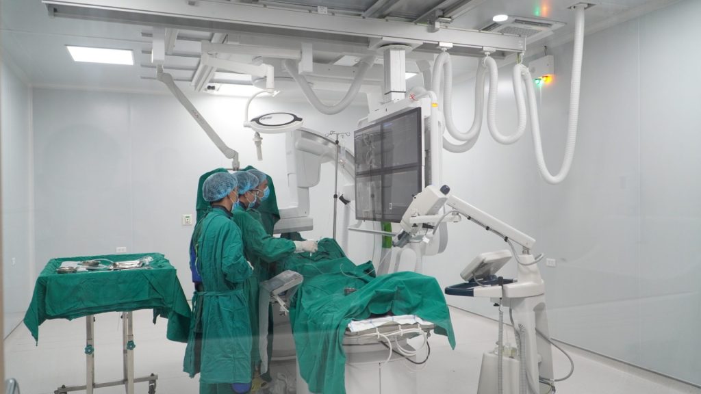 Điều trị ung thư gan bằng máy chụp mạch DSA   