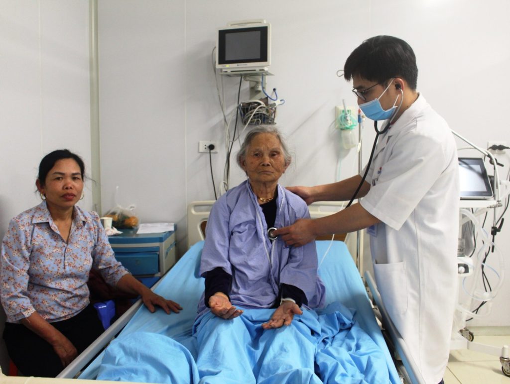 Nhồi máu cơ tim cấp có thể được cứu sống nhờ phương pháp đặt stent