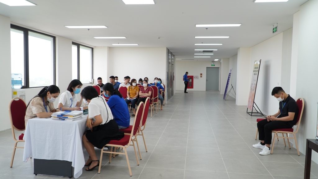 Khám sàng lọc ung thư miễn phí cho thanh niên công nhân nhân dịp Tháng Công nhân năm 2023 10 Dsc08432