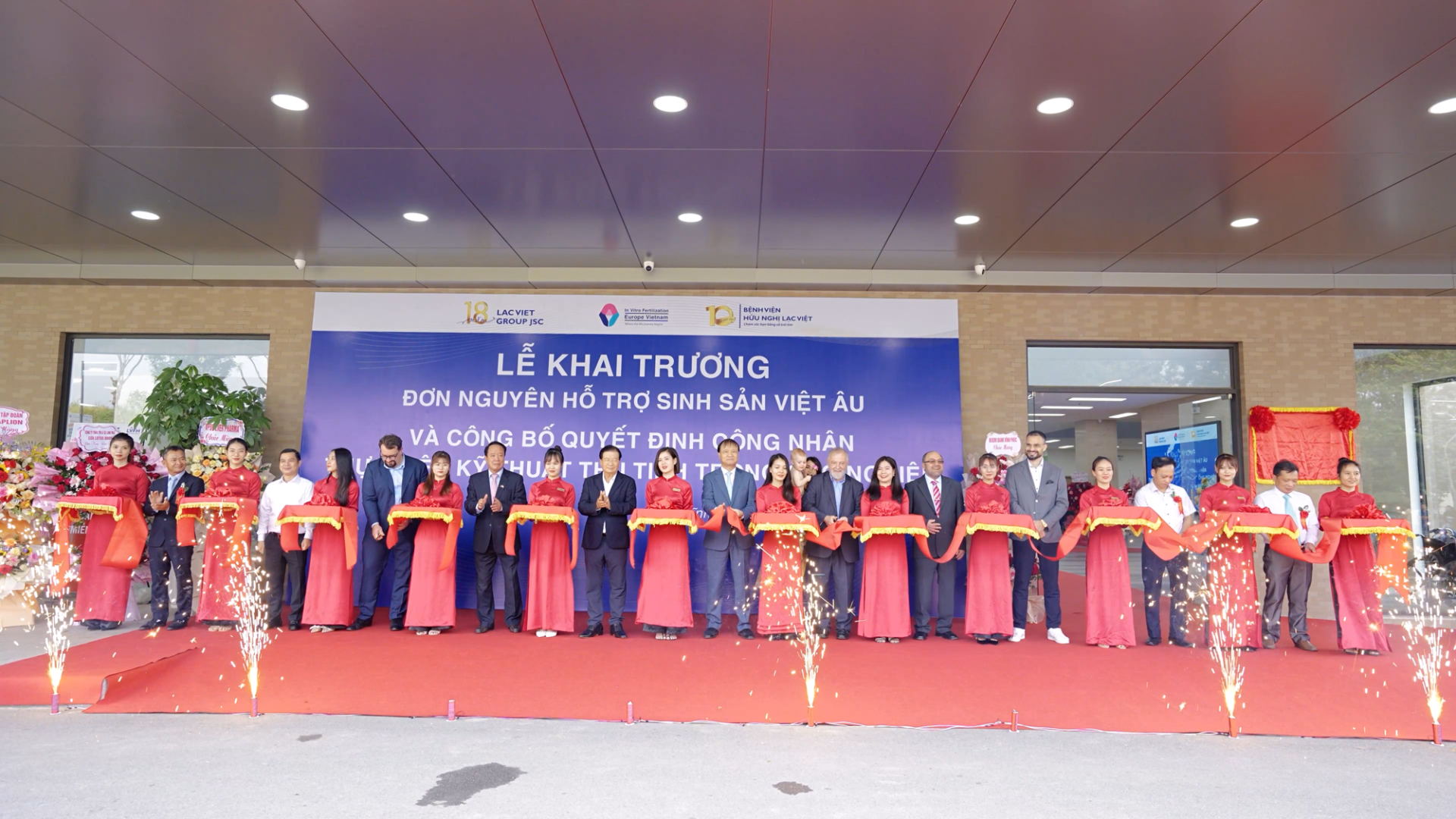 Đơn nguyên Hỗ trợ sinh sản Việt Âu chính thức khai trương.