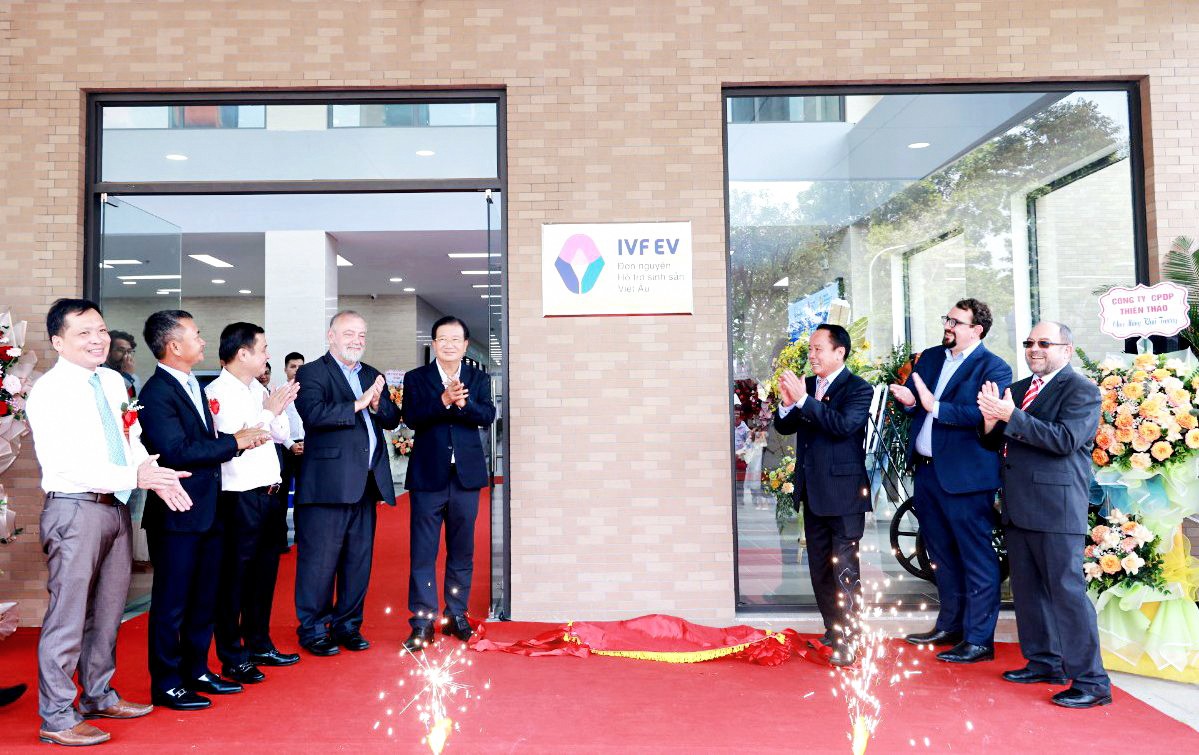 khai truong don nguyen ivf 9