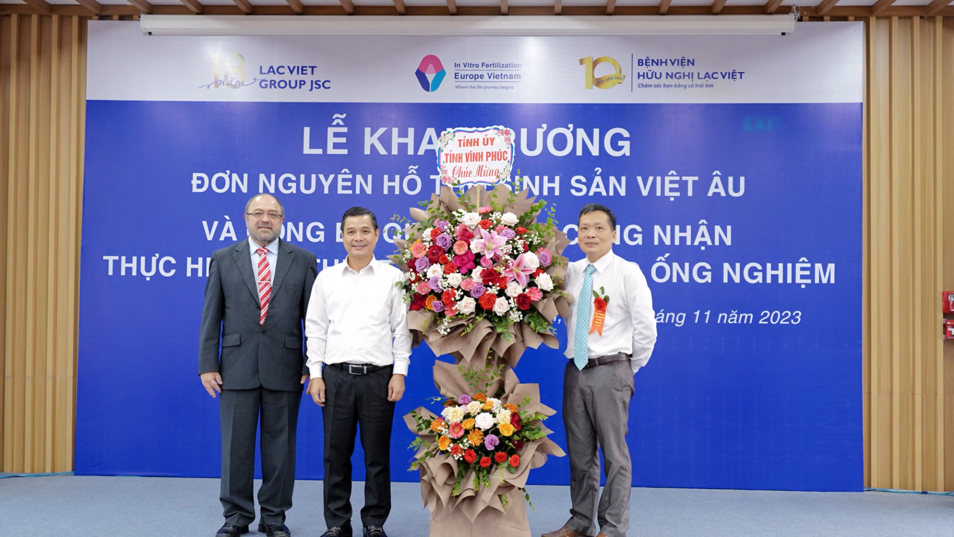 khai truong don nguyen ivf vet au