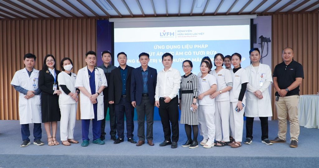 Hội thảo khoa học “Ứng dụng liệu pháp hút áp lực âm có tưới rửa trong điều trị vết thương mãn tính, phức tạp”