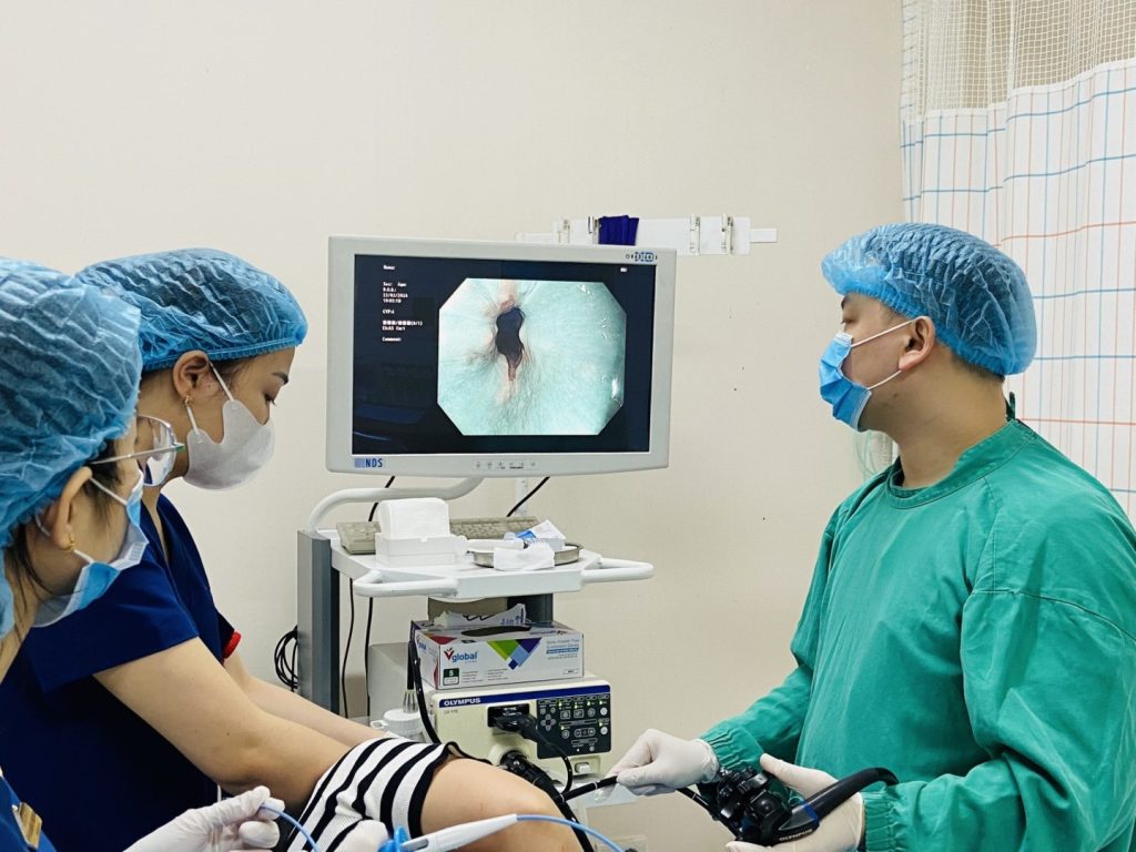 Phát hiện Polyp đại trực tràng kích thước KHỦNG –  Thoát khỏi nguy cơ bị ung thư