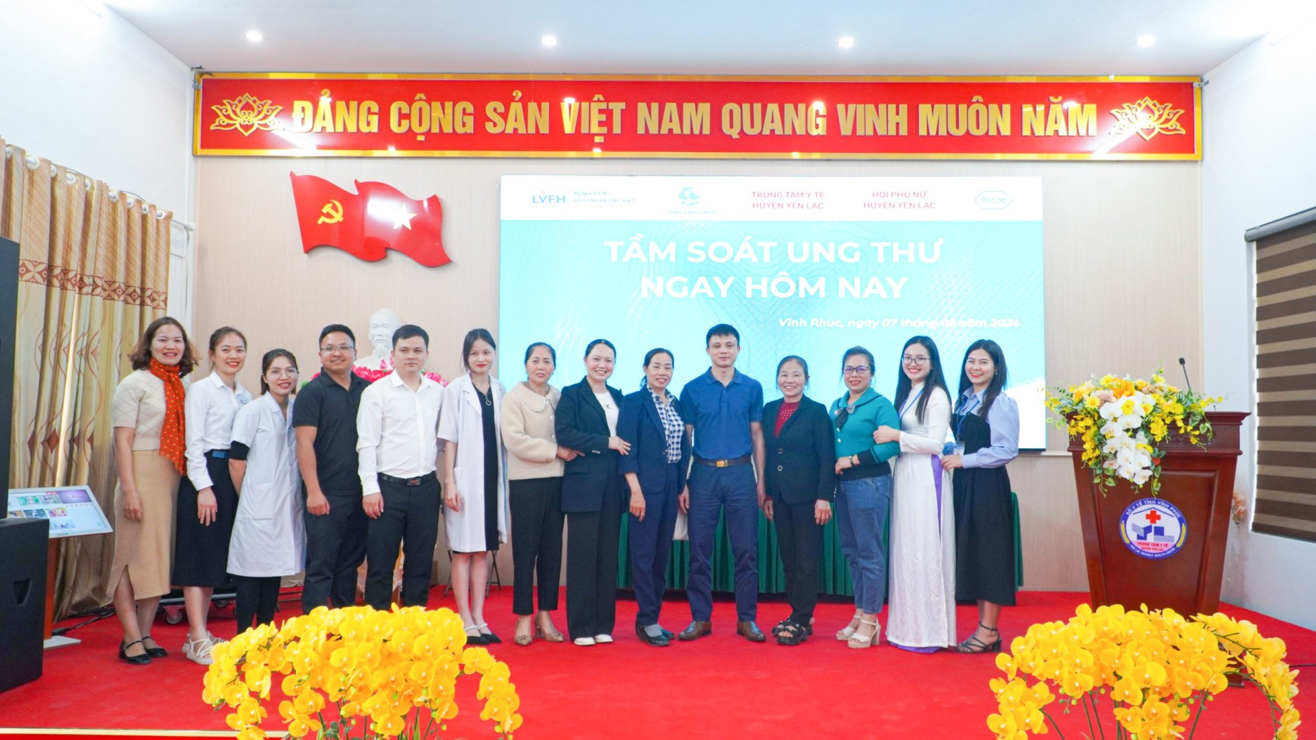Hội nghị có sự tham gia đông đảo của các cán bộ hội phụ nữ xã, thôn của huyện Yên Lạc.