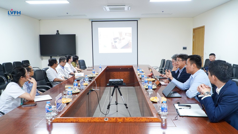Trung tâm Y khoa Kameda và Tập đoàn Sojitz – Nhật Bản đến thăm và làm việc tại Bệnh viện Hữu nghị Lạc Việt