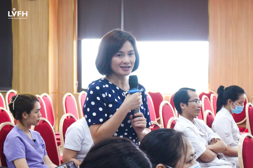 hoi thao khoa hoc 1
