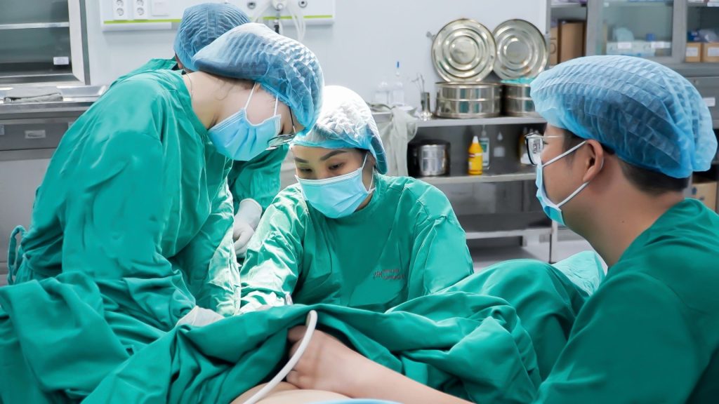 Thai phụ 19 tuần vượt qua nguy cơ sảy thai – Bác sĩ cảnh báo các dấu hiệu mẹ bầu cần lưu ý