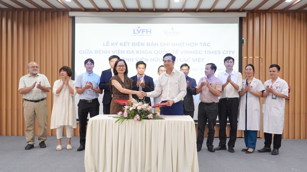 Lễ ký kết biên bản ghi nhớ hợp tác giữa Bệnh viện Đa khoa Quốc tế Vinmec Times City và Bệnh viện Hữu nghị Lạc Việt