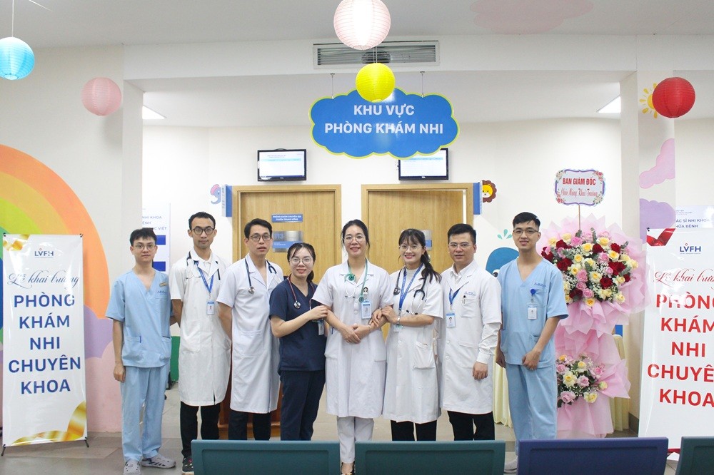 khai truong phong kham nhi chuyen khoa 1
