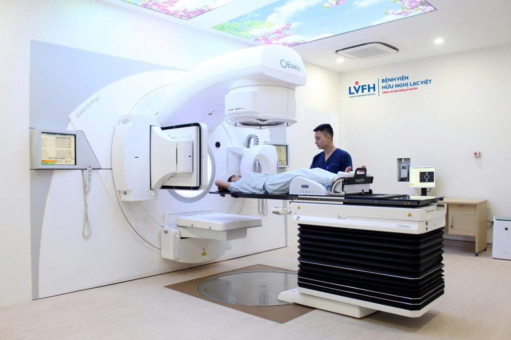 BỆNH VIỆN HỮU NGHỊ LẠC VIỆT – TRUNG TÂM #UNG_BƯỚU_VÀ_XẠ_TRỊ HIỆN ĐẠI