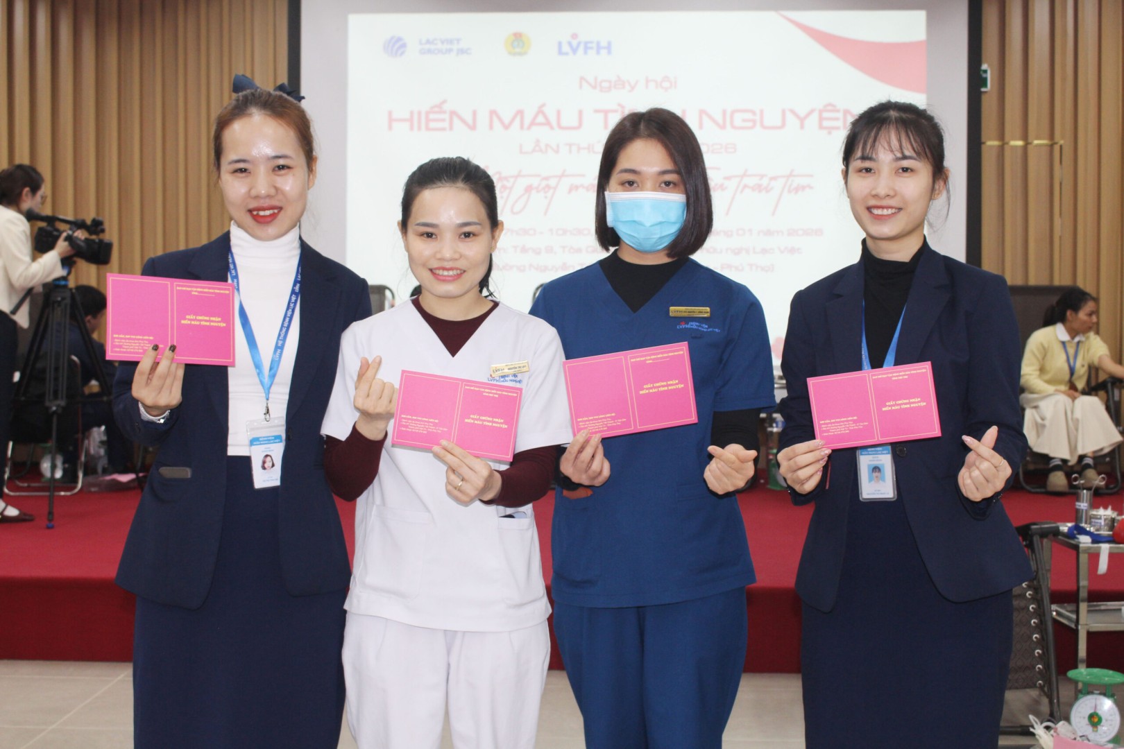 NGÀY HỘI HIẾN MÁU TÌNH NGUYỆN “MỘT GIỌT MÁU – TRIỆU TRÁI TIM” THU HÚT 200 NGƯỜI THAM GIA 21 IMG 2999 scaled 1