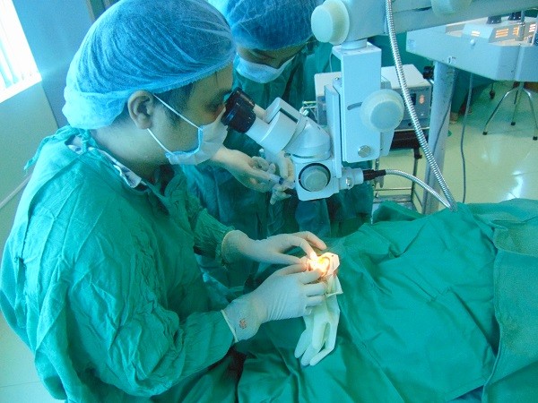 Mổ phaco thay thế thủy tinh thể