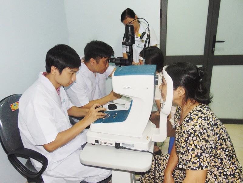 Chương trình khám, tư vấn miễn phí và phẫu thuật thay thủy tinh thể Phaco huyện Vĩnh Tường 2 DSC02688