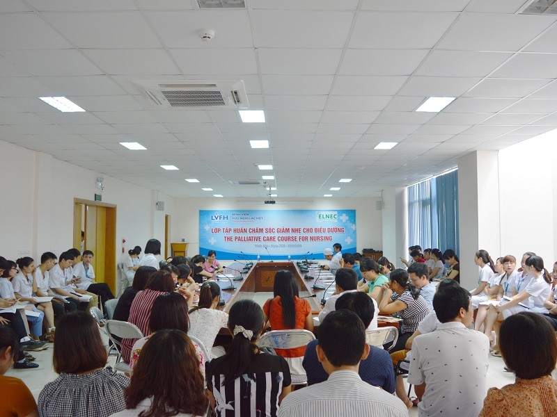 Lớp tập huấn chăm sóc giảm nhẹ cho điều dưỡng năm 2016