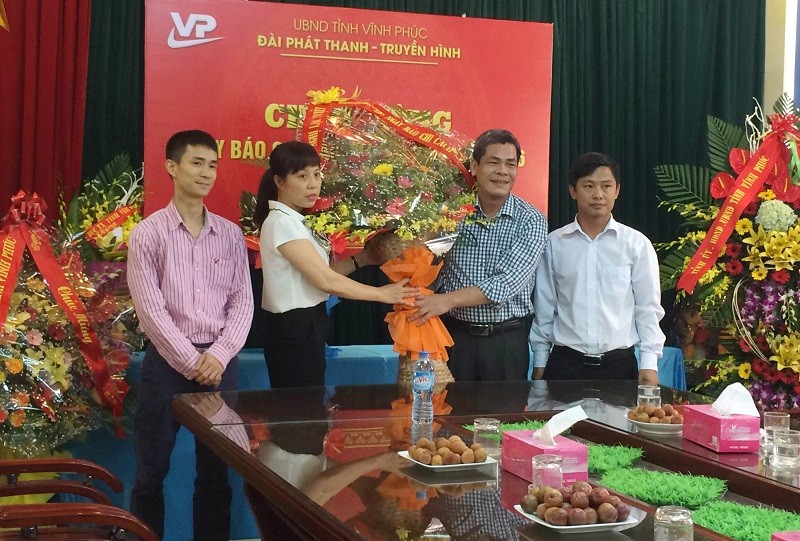 Bệnh viện Hữu nghị Lạc Việt chúc mừng ngày Báo chí Cách mạng Việt Nam