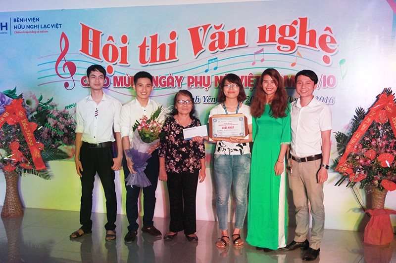Hội thi văn nghệ chào mừng ngày 20 – 10